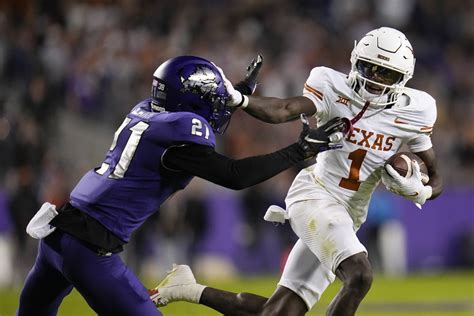 Hustle play to help erase INT an example of how Texas Longhorns have changed their culture